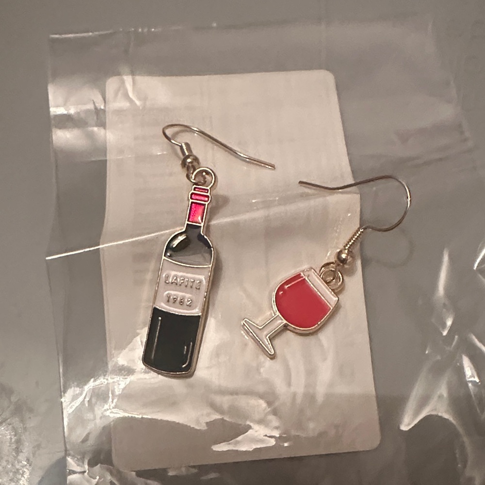 Fashion Jewelry Wine Bottle and Glass Earrings
